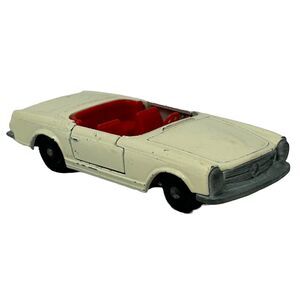 Vintage Matchbox 27 Mercedes 230 SL Diecast Toy Car Lesney White 230SL England